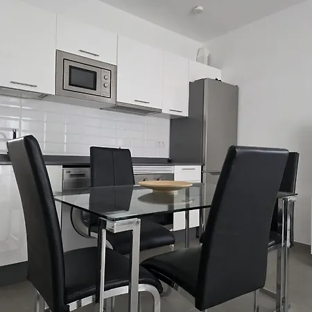 De La Playa Iii Apartament *